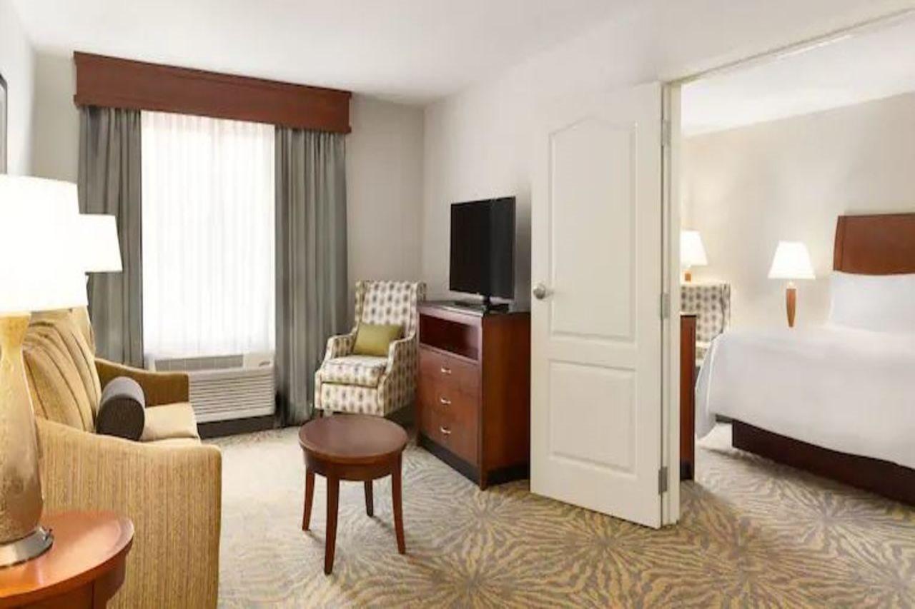 Hilton Garden Inn Shelton Eksteriør billede